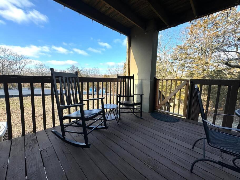 Modern Comfort: Updated Cozy Condo In Indian Point Branson Esterno foto