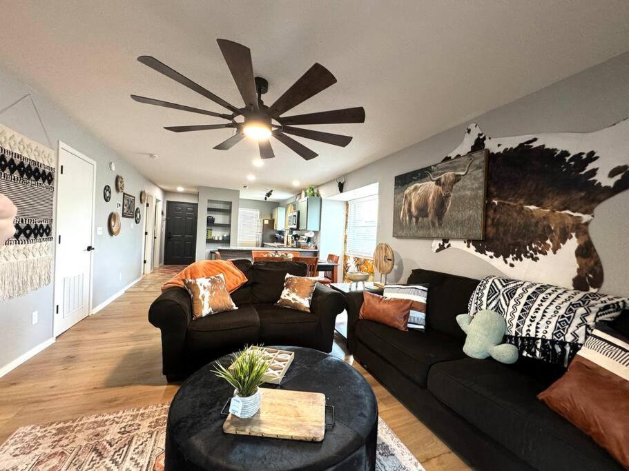 Modern Comfort: Updated Cozy Condo In Indian Point Branson Esterno foto
